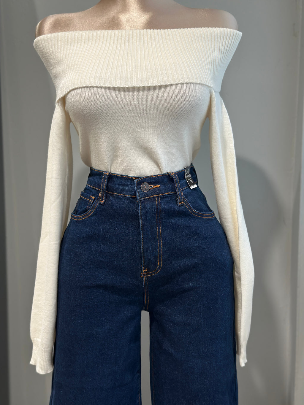 Ribbed Fitted off Shoulder Top
