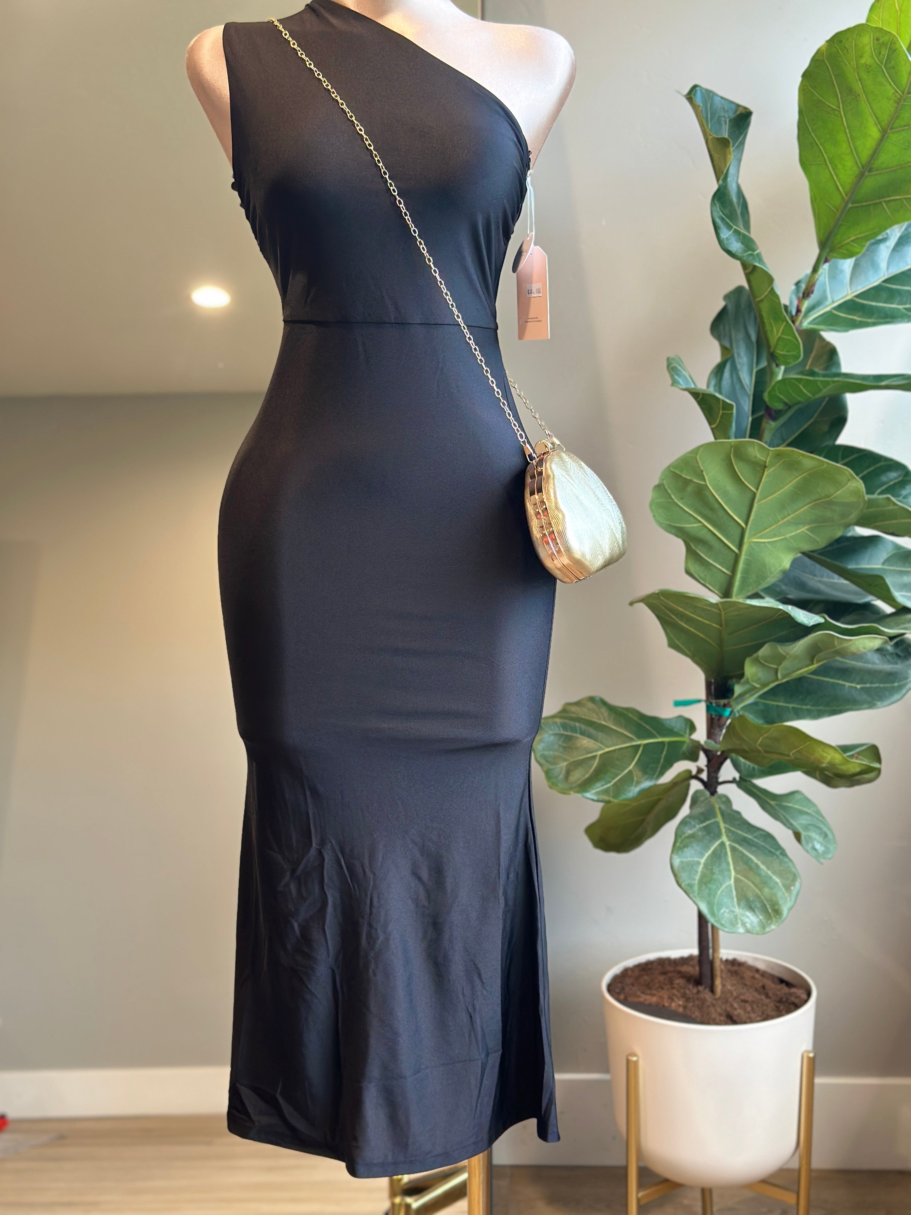 DR004- Elegant maxi Dress One shoulder/ Stretch