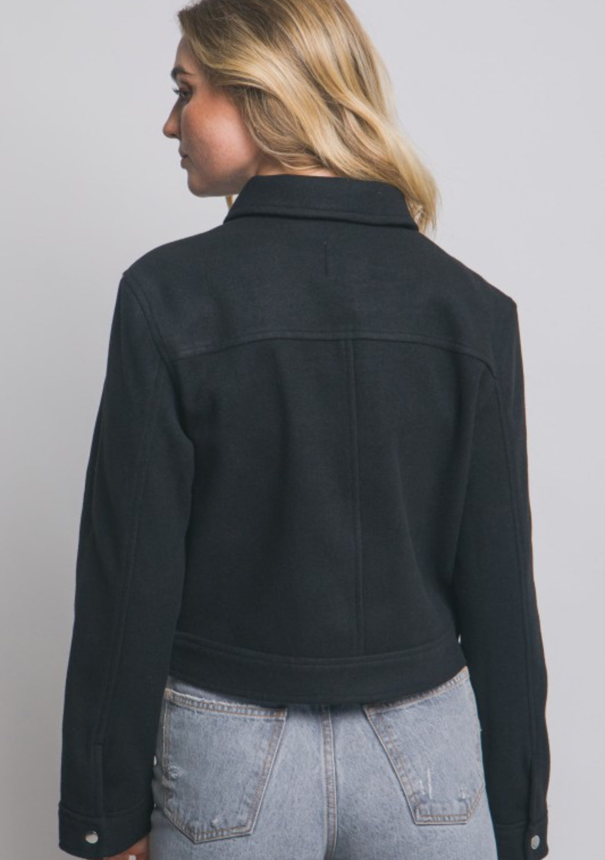 Black Jacket -Zi-up Flat Pocket