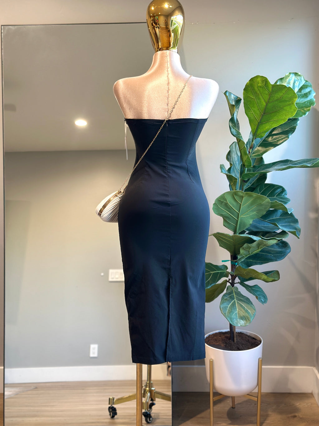 DR005- Strapless elegant dress / Stretch