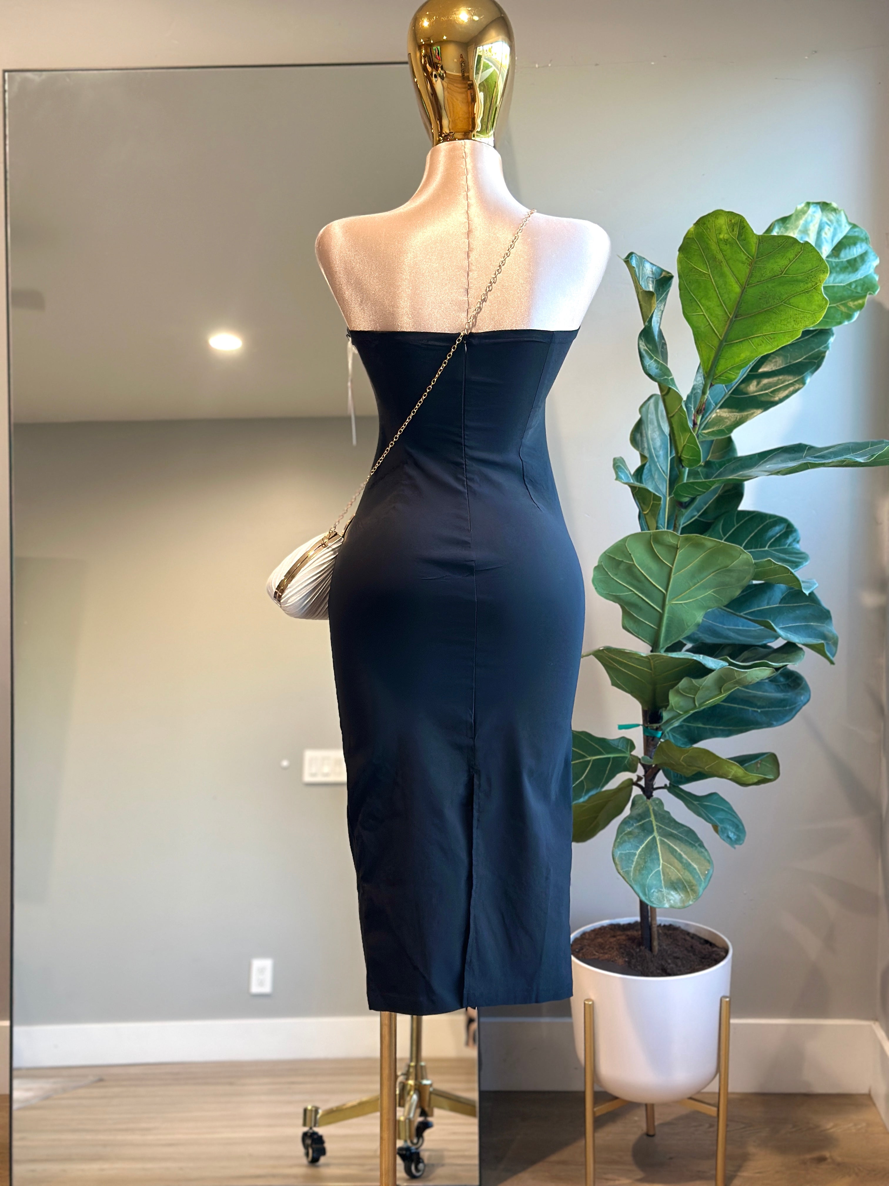 DR005- Strapless elegant dress / Stretch