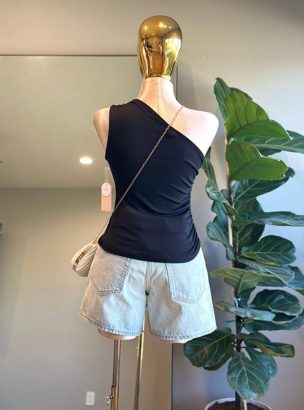 TOP001 Black top one shoulder