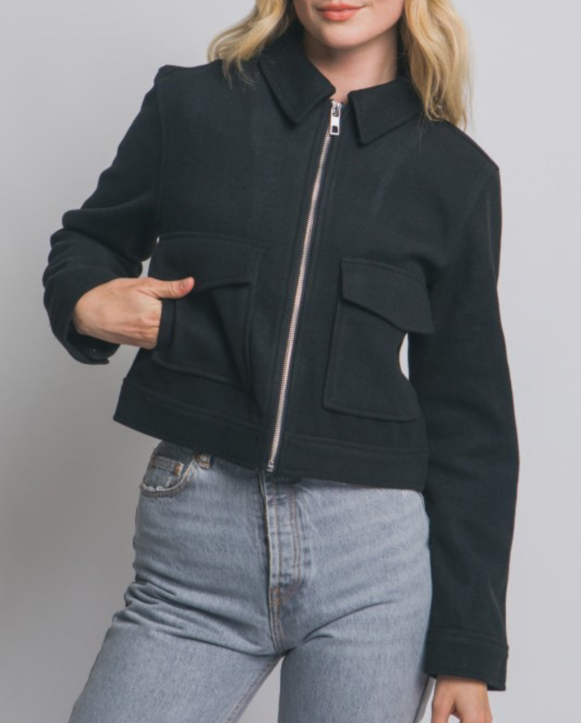 Black Jacket -Zi-up Flat Pocket
